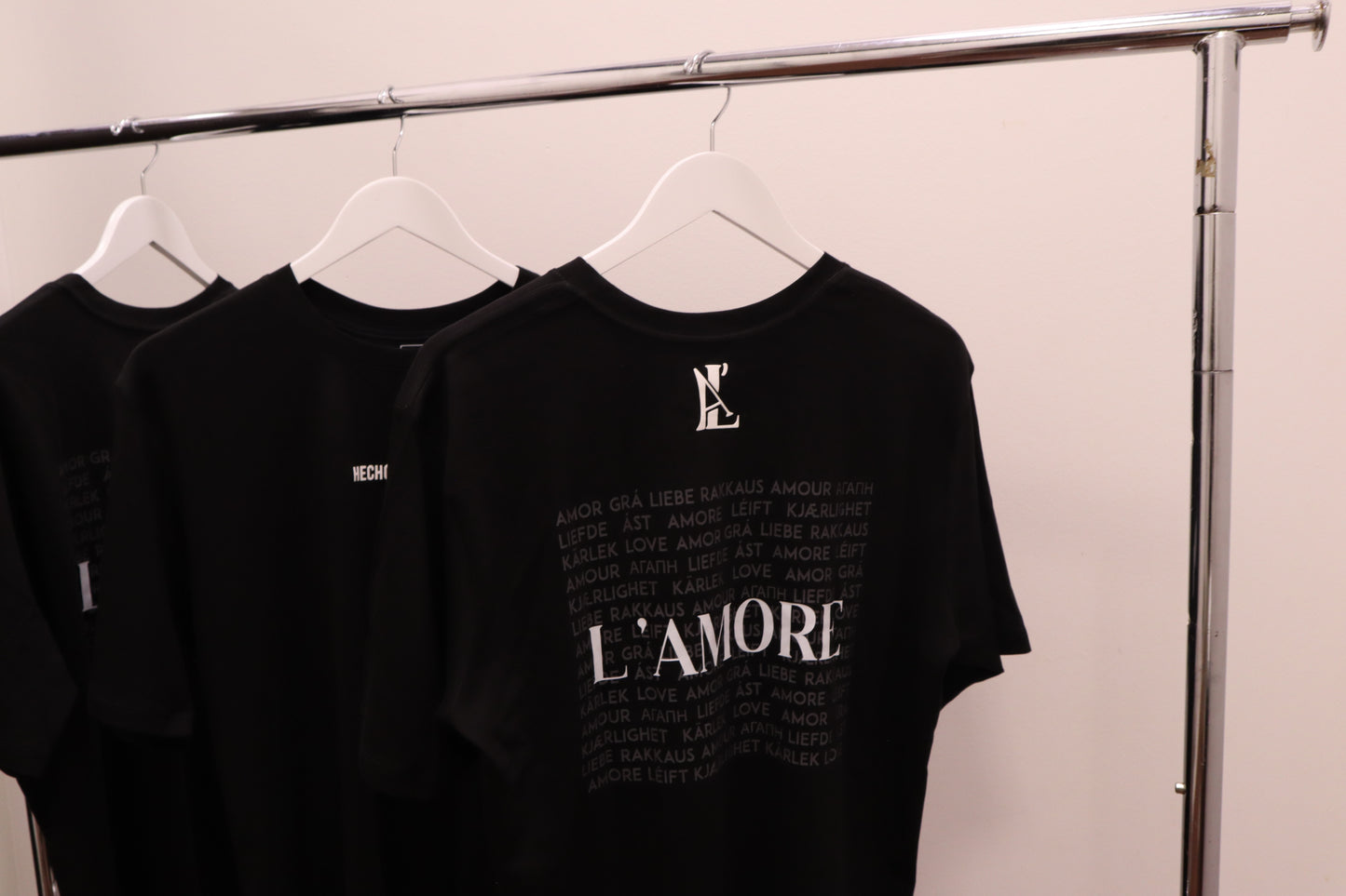 Black L'AMORE tee